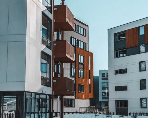 The Impact of Market Trends on Real Estate Investments: What You Need to Know  